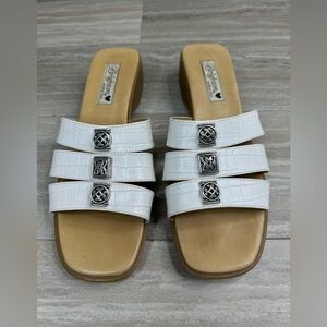 Brighton Brandy White Croc 3 Strap Made in Italy Sandals Womens Size 9.5